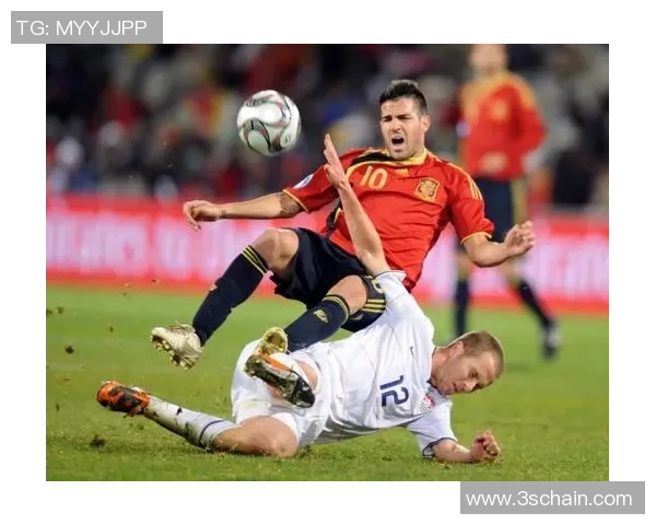 南京足球队在联合会杯中的速度优势与战术解析 南京足球队在联合会杯中的速度优势与战术解析